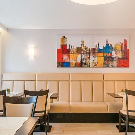 Hotel Astoria Бон Екстериор снимка