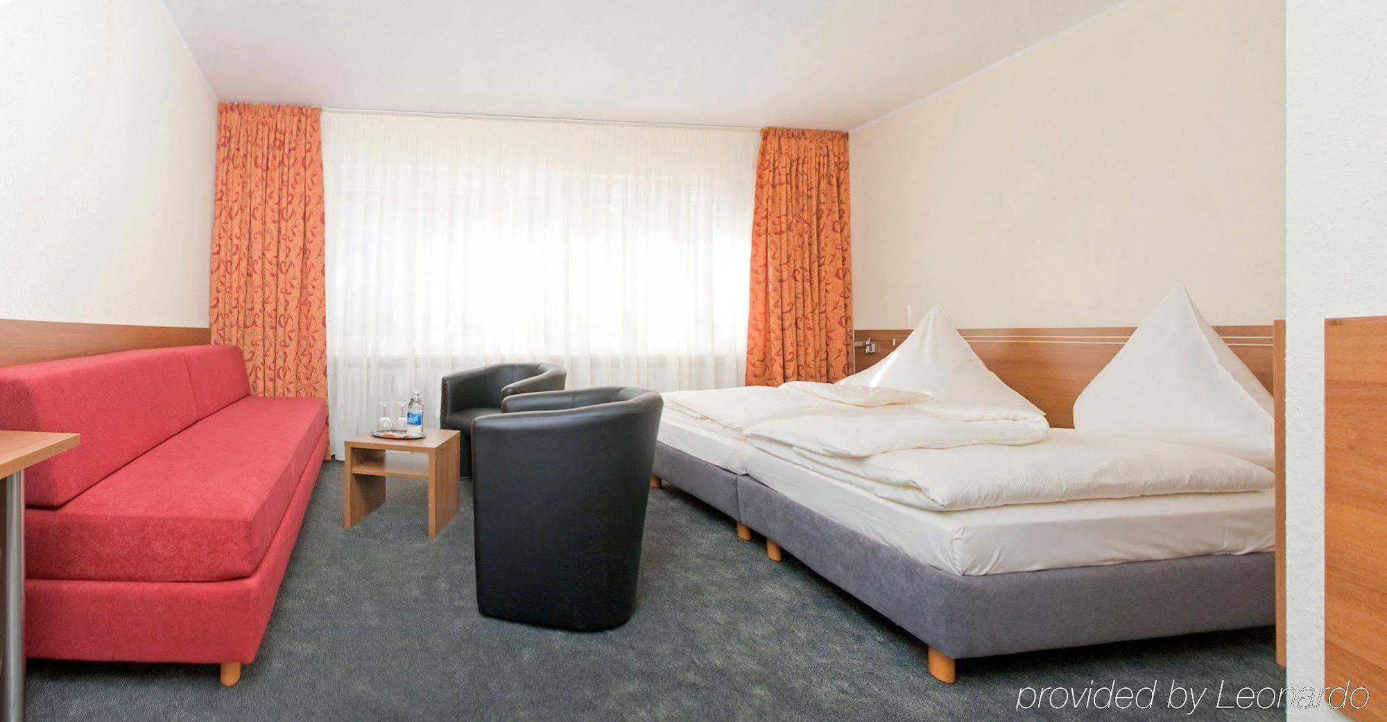 Hotel Astoria Бон Екстериор снимка